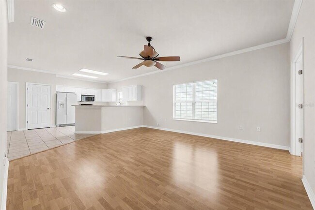 Building Photo - 1125 NW 120th Way