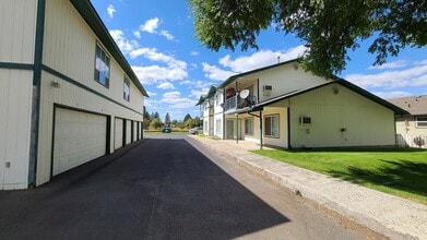 Building Photo - 12205 N Freya St