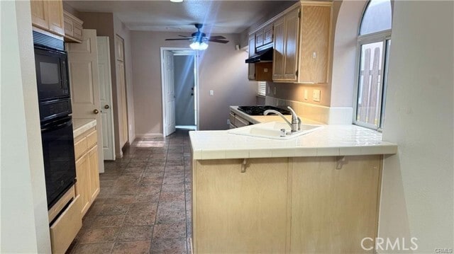 Foto del edificio - 7487 Holloway