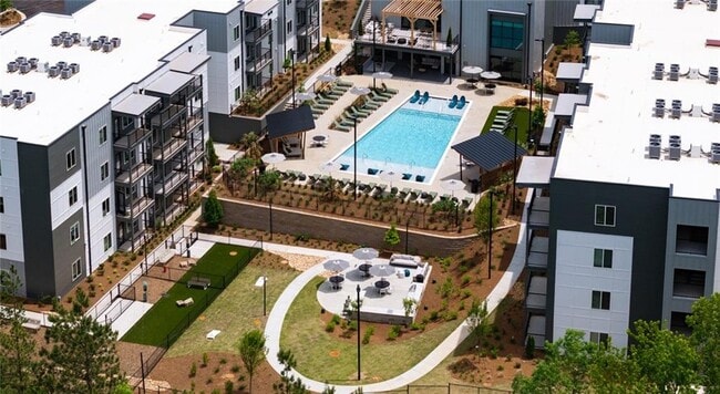 Building Photo - 6000 Ava Ave