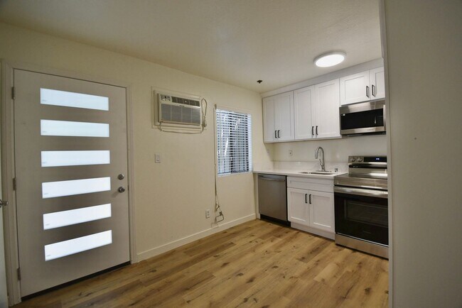 Foto del edificio - 14033 Bessemer St