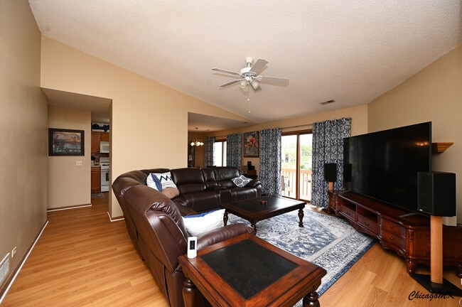 Building Photo - 340 Woodridge Cir