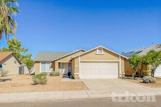 Building Photo - 3644 W Melinda Ln