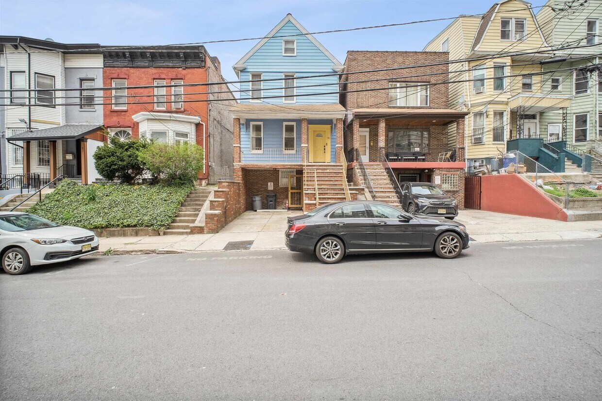 Primary Photo - 91 Clifton Pl