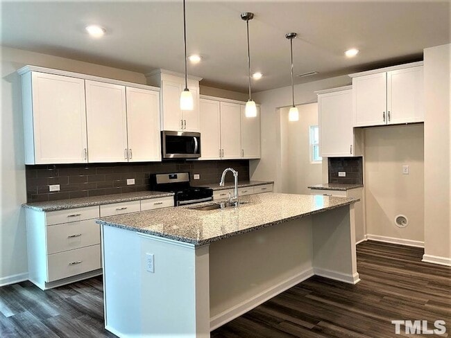 Foto del edificio - 1221 Watcher Wy