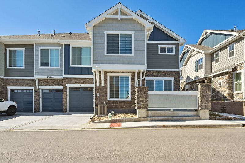 23608 E Ida Dr Unit A, Aurora, CO 80016 Condo for Rent in Aurora, CO