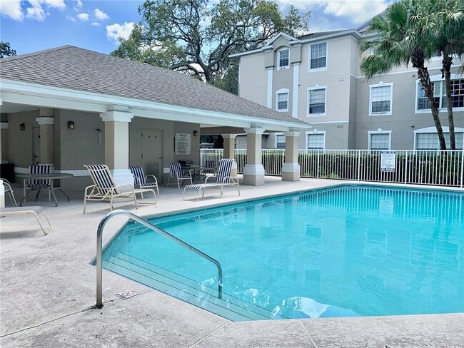 Foto del edificio - 1212 S Hiawassee Rd