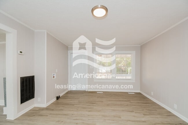 Building Photo - 1426 Hamlet St