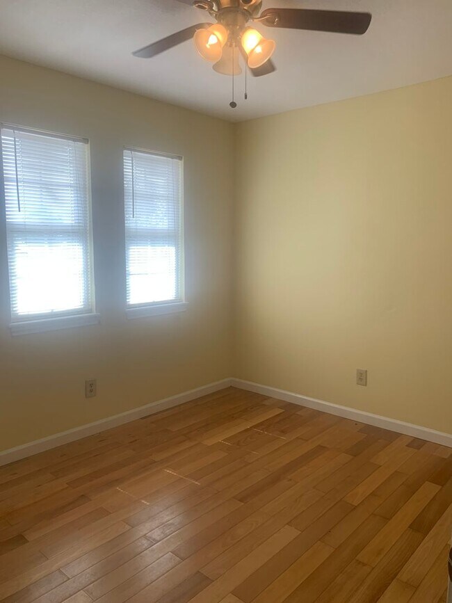 Foto del edificio - 2829 S Sea Dr