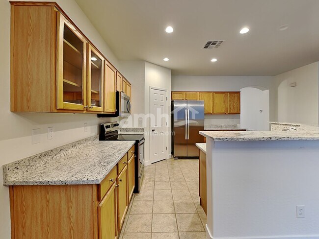 Foto del edificio - 5602 W Darrel Rd