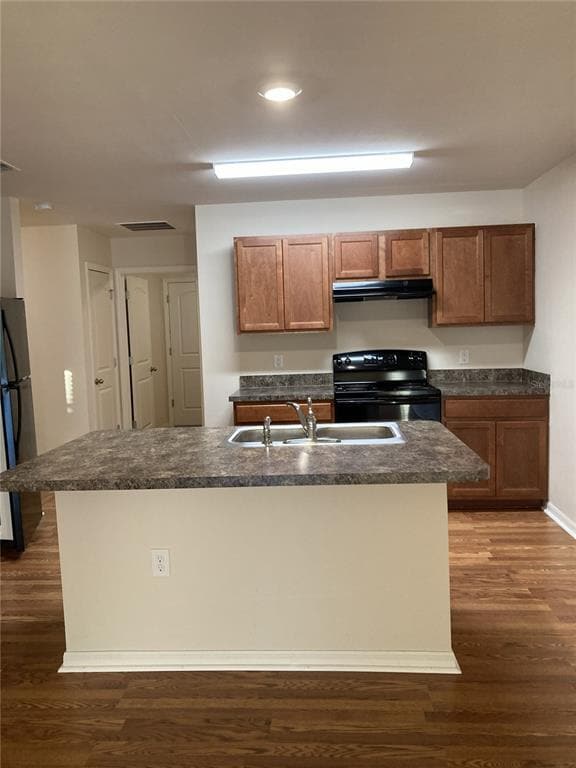 Foto del edificio - 26335 Explorer Rd