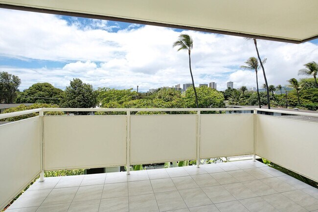 Building Photo - Pualei Circle, 1/1/1--renovated, clean, co...