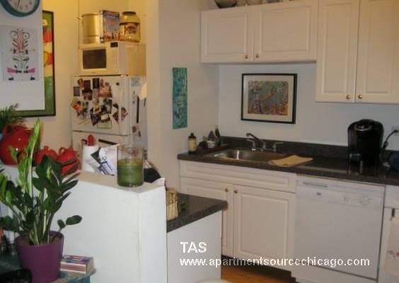 Building Photo - 945 Judson Ave