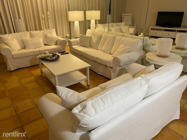 Foto principal - 4740 S Ocean Blvd