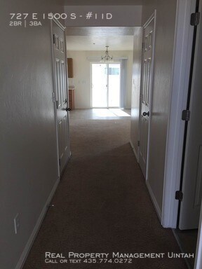 Foto del edificio - 2 bed 2.5 Bath Townhome in Sky Park II