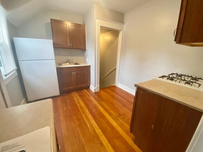 Building Photo - 1617 7th St NW