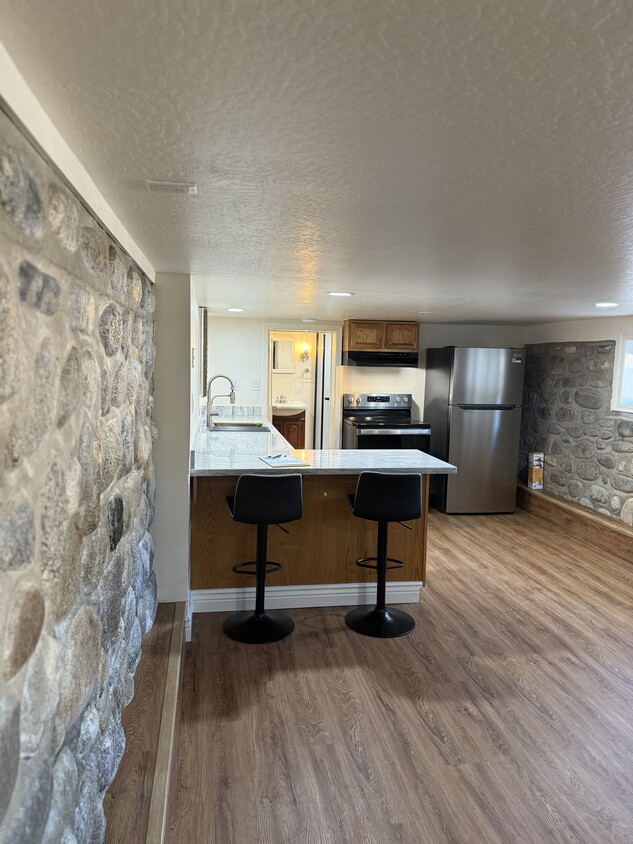 Full size kitchen with new appliances studio is perfect for one - 24 Los Helechos