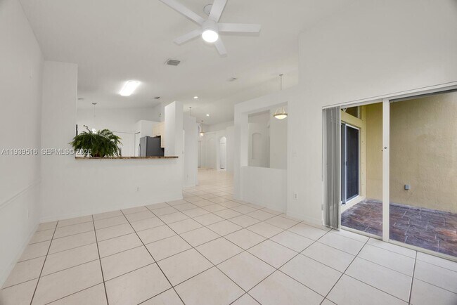 Foto del edificio - 18322 SW 94th Ct