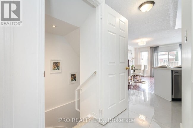 Building Photo - 5410 Sweetgrass Gate