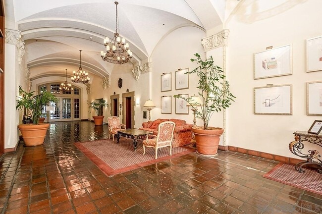 Building Photo - The Historic Elegance Meets Downtown Living @ El Cortez 1BR/1BA w/ parking