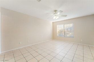 Building Photo - 435 Coral Sea St