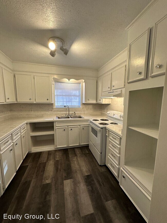 Foto del edificio - 3 br, 2 bath House - 127 Sycamore Lane