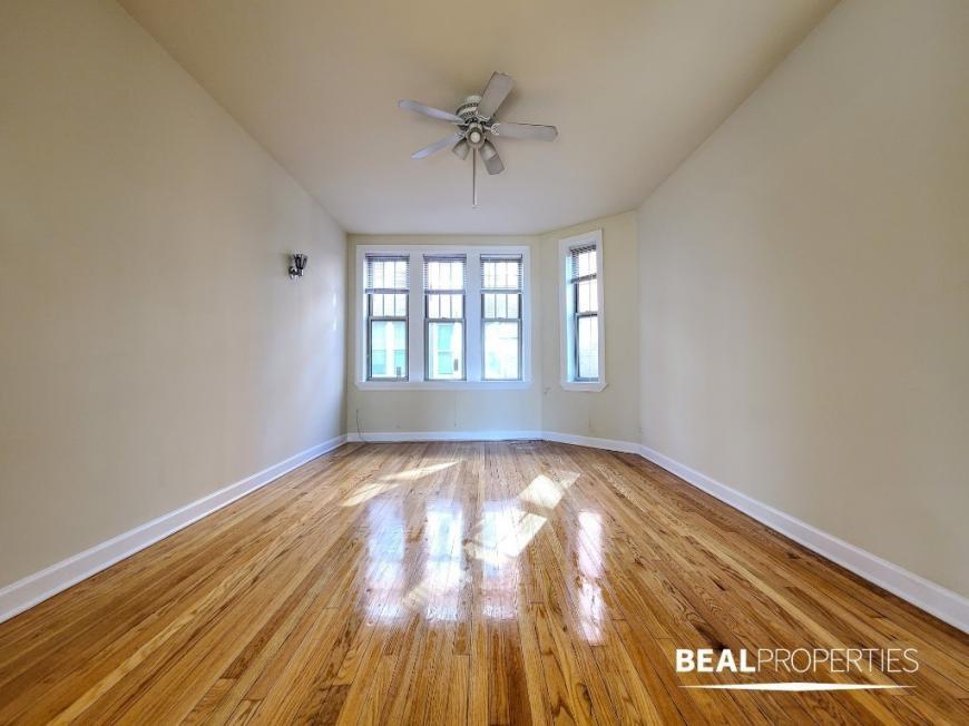 Primary Photo - 2 bedroom in CHICAGO IL 60657