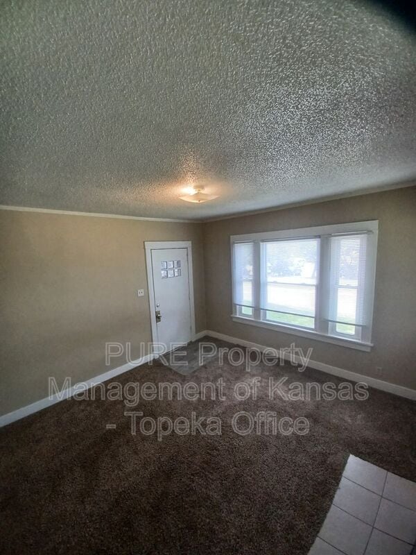 Foto del edificio - 630 SW Washburn Ave