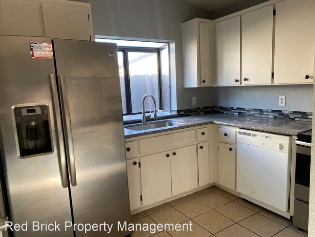 Foto del edificio - 3 br, 2 bath House - 1610 Central Ave.