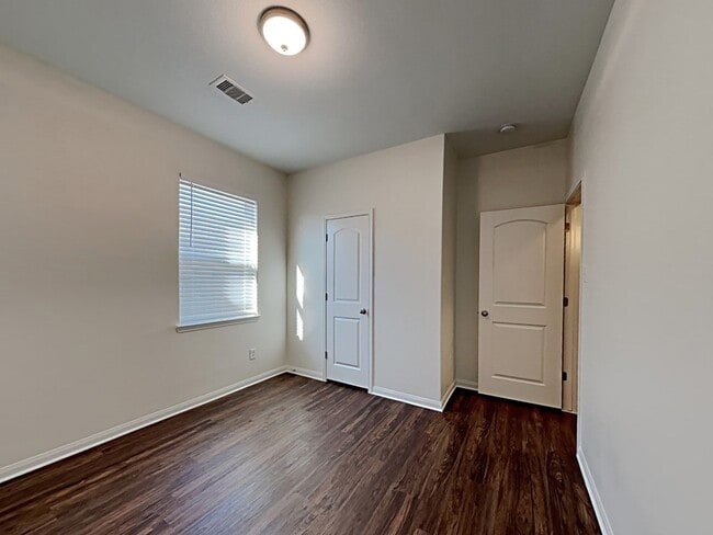 Foto del edificio - 22510 Mount Echo Dr