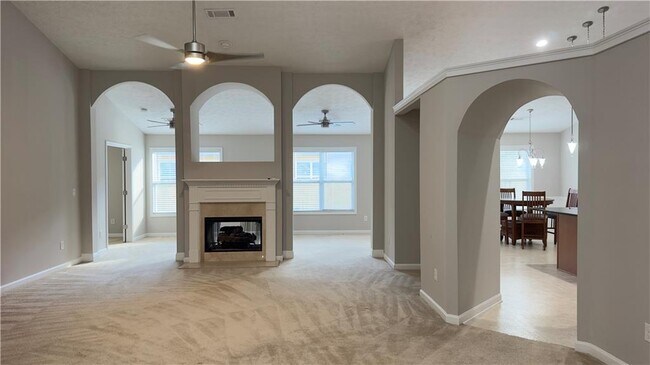 Building Photo - 2016 Jameson Cir NE
