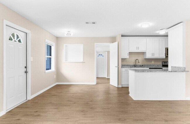 Foto del edificio - Beautiful 3bd/3bath in Sarasota Home just ...
