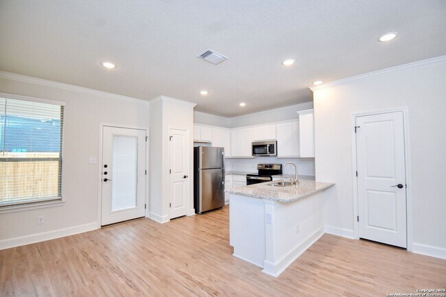 Foto del edificio - 10314 Candlewood Wy