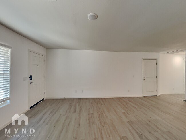 Foto del edificio - 246 S Picacho Heights Rd