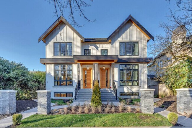 Building Photo - 2147 W 32nd Ave
