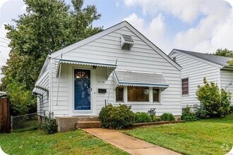Building Photo - 5258 Parker Ave