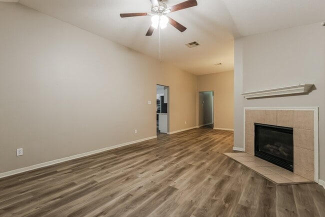 Foto del edificio - 16924 Tableland Trail