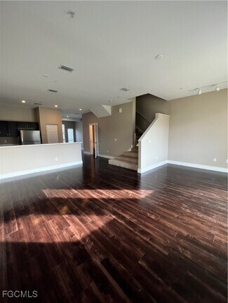 Building Photo - 16540 Bent Palms Cv