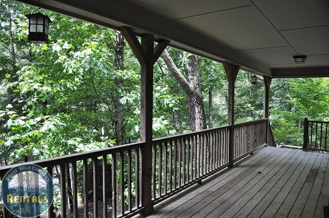 Foto del edificio - Cozy 2bd House In Great Location!