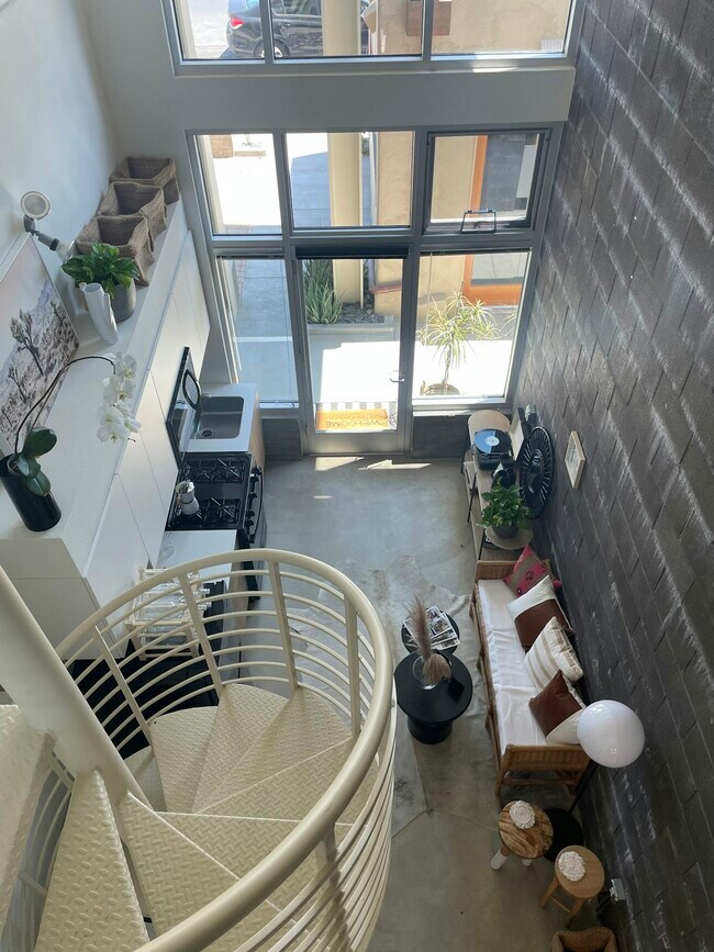 Foto del edificio - 3586 Adams Ave