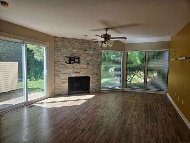 Building Photo - 54 Deer Run