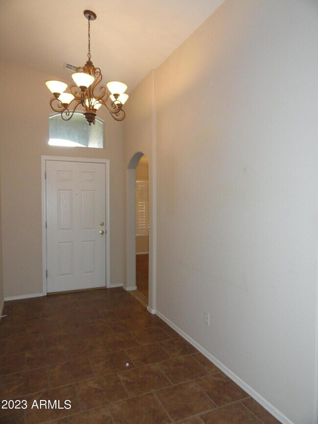 Building Photo - 529 S 233rd Dr