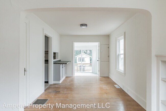 Foto del edificio - 3 br, 2 bath House - 408 S Saint Marks Ave