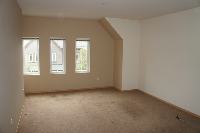 Foto del edificio - 1736 10th Ave NE