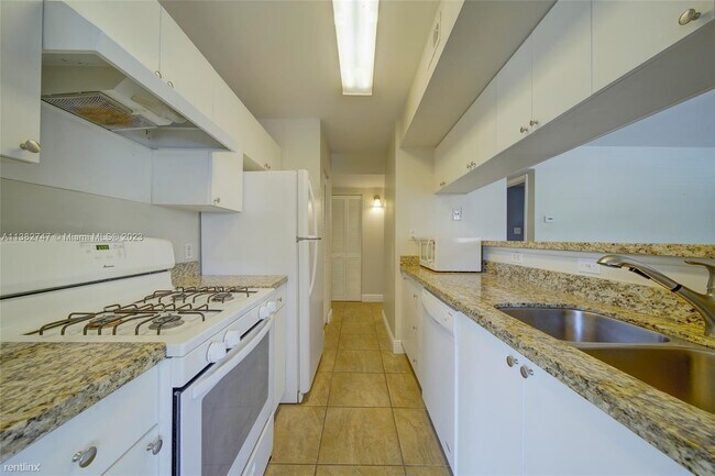 Building Photo - 2 br, 2 bath House - 15285 SW 107th Ln Apt...