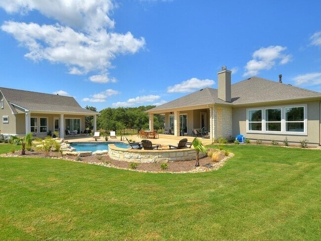 Foto del edificio - 175 Call Dr