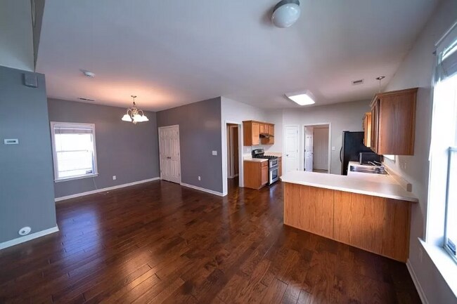 Foto del edificio - 1364 Harbor Park Dr