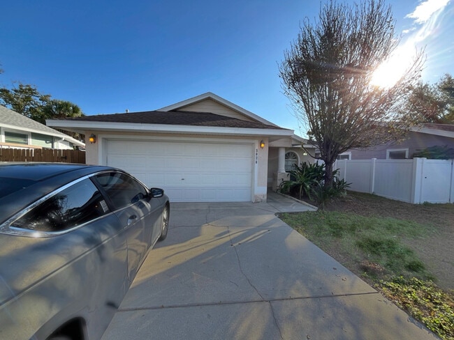 Building Photo - 5026 6th Ave N