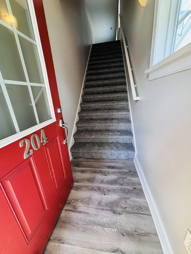 Building Photo - "Spacious 3-Bed, 2-Bath Condo Retreat in Fletcher – 1413 Sq Ft of Comfort. With $250 move in spec...