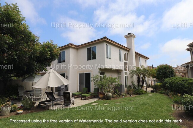 Building Photo - 3 BED 3 BATH HOME WITH BEAUFUIL BEACH MURA...